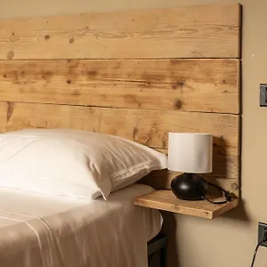 https://la-san-gimignano.it-tuscanyhotel.com