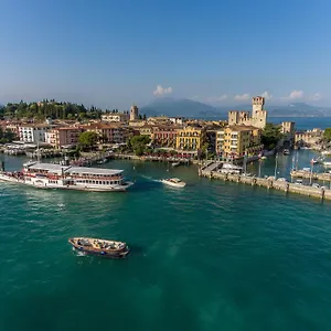 https://sorridi-al-lago.it-lombardy.com