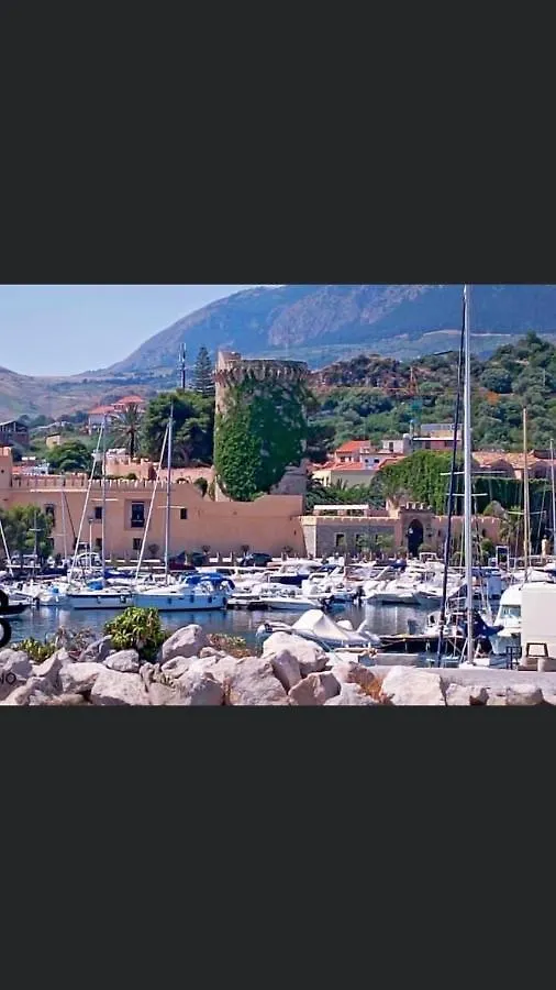 La Dea Del Mare Appartament Villa Trabia Italy